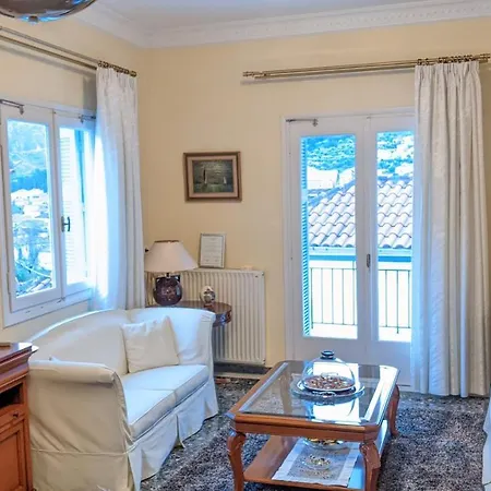 Sapho's House Λεωνίδιο