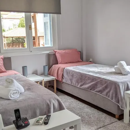 Sapho's House * Leonídion